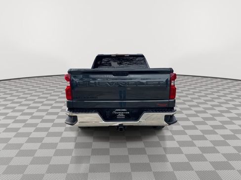 Used 2022 Chevrolet Silverado 1500 LT w/ LPO, Dark Essentials Package image 9
