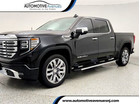 Used 2025 GMC Sierra 1500 Denali image 1