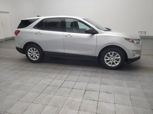 Used 2018 Chevrolet Equinox LS FWD image 11