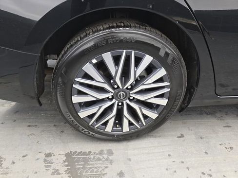 Used 2025 Nissan Altima 2.5 SV image 20