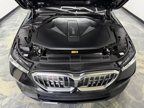 Used 2024 BMW i5 M60 image 31