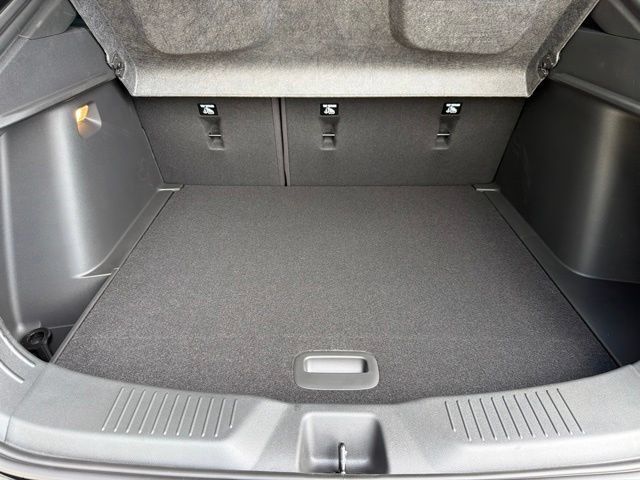 New 2026 Buick Envista Sport Touring w/ Convenience I Package FWD image 18