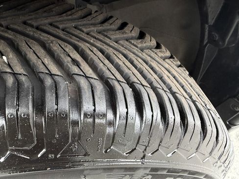 Used 2014 Nissan Rogue SV image 11