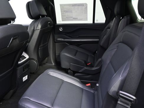 New 2025 Lincoln Navigator Reserve w/ Jet Appearance Package image 21