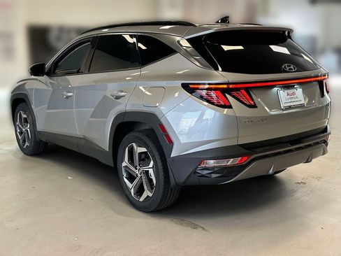 Used 2024 Hyundai Tucson Limited AWD/4WD image 6