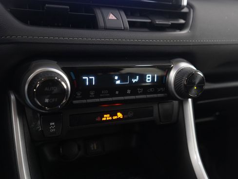 Used 2024 Toyota RAV4 XLE image 22