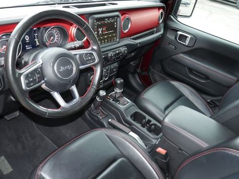 Used 2021 Jeep Gladiator Rubicon AWD/4WD image 17