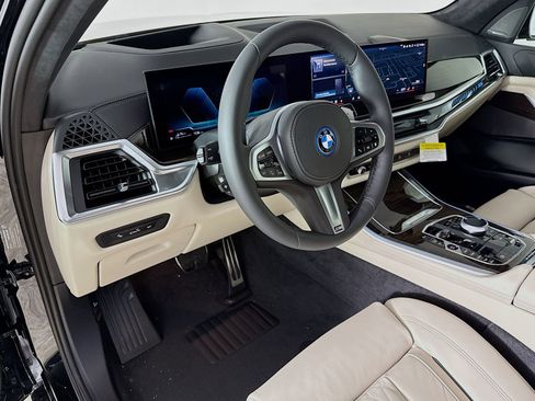 New 2026 BMW X5 xDrive50e w/ Executive Package image 9