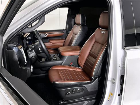 Used 2023 GMC Sierra 1500 Denali Ultimate image 7