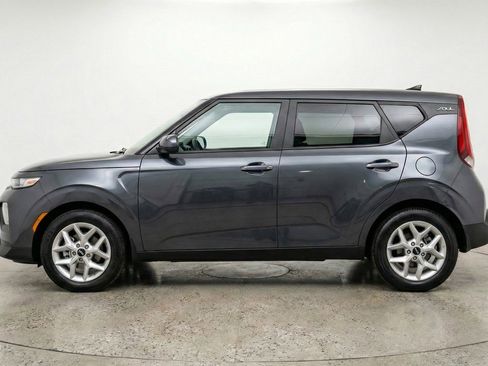 Used 2025 Kia Soul LX w/ LX Technology Package image 5