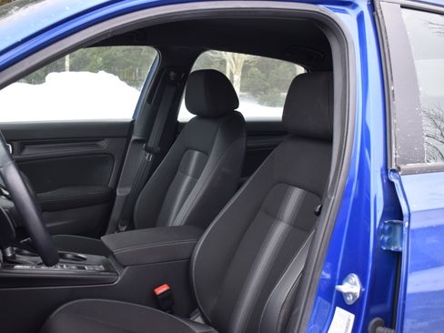 Used 2024 Honda Civic Sport image 3