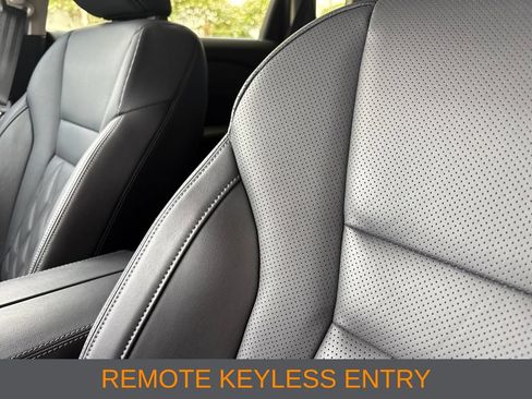 Used 2026 Nissan Rogue Platinum w/ Platinum Premium Package AWD/4WD image 6