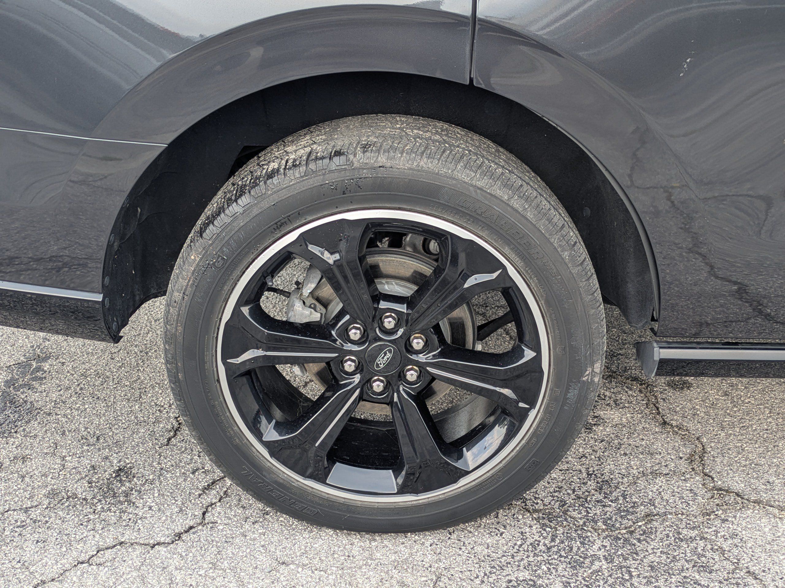 Used 2022 Ford Expedition Limited AWD/4WD image 11