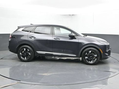 Used 2026 Kia Sportage LX FWD image 4
