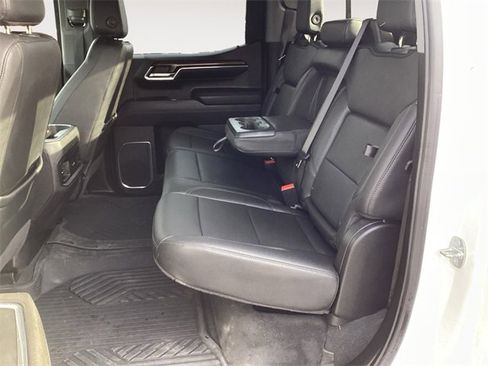 Used 2024 Chevrolet Silverado 1500 LT Trail Boss w/ Convenience Package II image 13