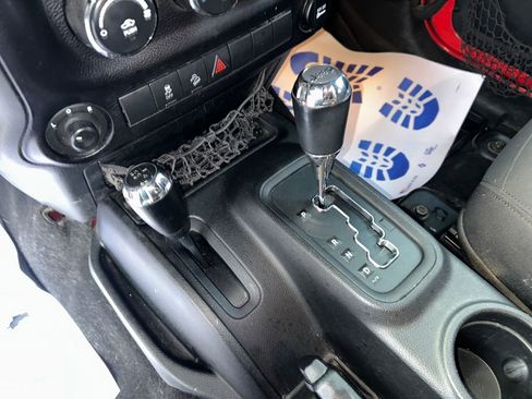 Used 2015 Jeep Wrangler Unlimited Sport w/ Quick Order Package 24S image 22