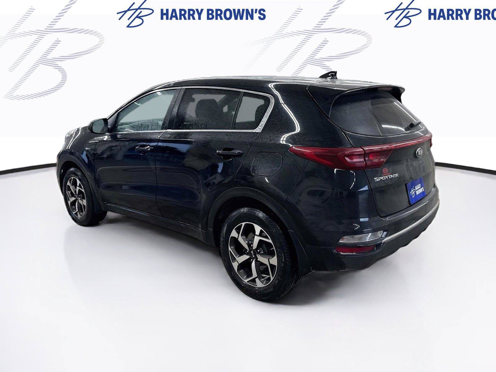Used 2020 Kia Sportage LX AWD/4WD image 2