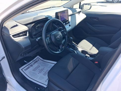 Certified 2023 Toyota Corolla LE FWD image 9
