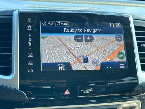 Used 2017 Honda Pilot Elite image 27