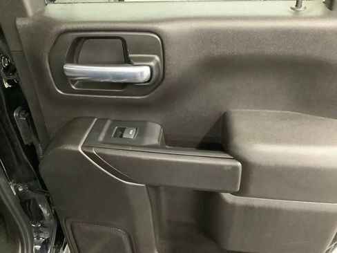 Used 2022 GMC Sierra 2500 Pro w/ Convenience Package image 25