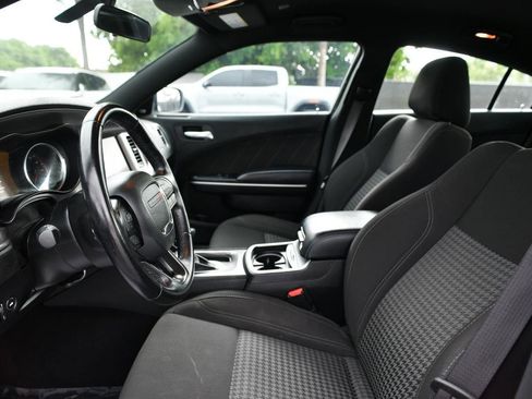 Used 2023 Dodge Charger SXT image 7