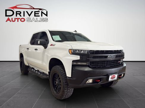 Used 2020 Chevrolet Silverado 1500 LT Trail Boss image 6