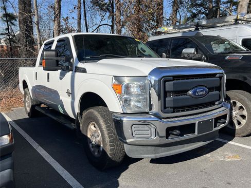 Used 2016 Ford F250 XL w/ Power Equipment Group image 4