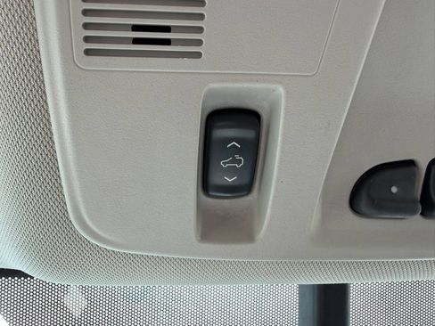 Used 2017 Buick Enclave Leather AWD/4WD image 58