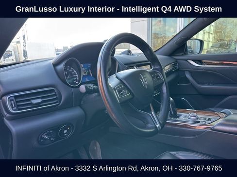 Used 2019 Maserati Levante GranLusso image 45