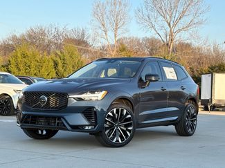 New 2026 Volvo XC60 B5 Ultra w/ Protection Package Premier video 2