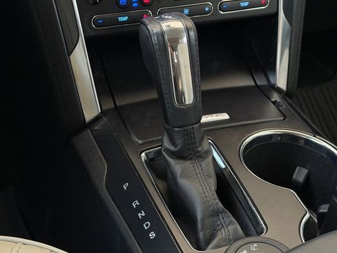 Used 2017 Ford Explorer Platinum AWD/4WD image 17