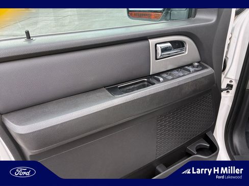 Used 2013 Ford Expedition EL Limited image 13