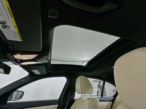 Used 2025 BMW 330i 330i image 25