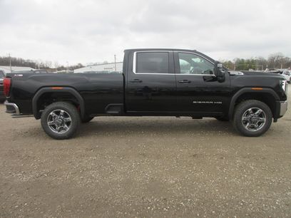 New 2026 GMC Sierra 3500 SLE w/ SLE Value Package