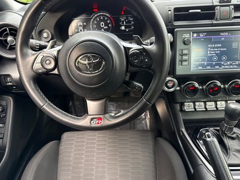Used 2022 Toyota GR86 image 15
