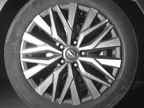 Used 2025 Nissan Altima 2.5 SV image 13