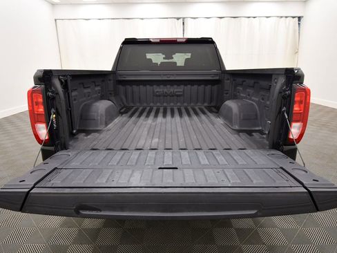 Used 2022 GMC Sierra 1500 SLE w/ X31 Off-Road Package AWD/4WD image 7