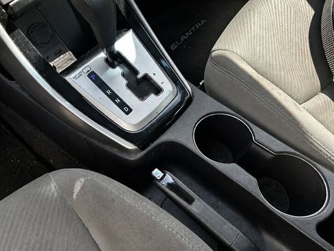 Used 2012 Hyundai Elantra GLS w/ Preferred Pkg 3 FWD image 14