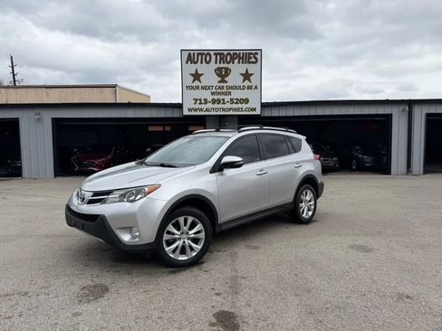 Used 2015 Toyota RAV4 Limited w/ Technology Package image 1