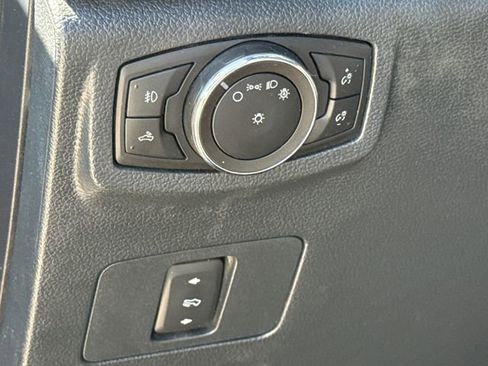 Used 2022 Ford F250 Lariat w/ Lariat Value Package AWD/4WD image 23