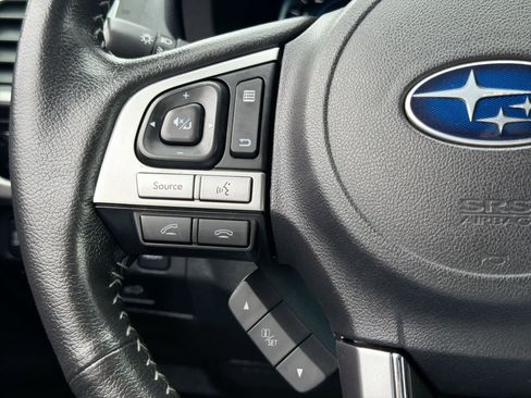 Used 2017 Subaru Forester 2.5i Touring AWD/4WD image 25