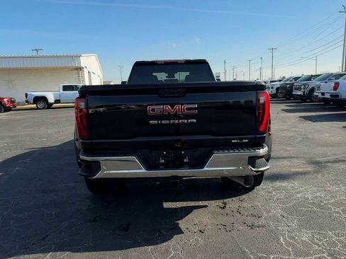 New 2026 GMC Sierra 3500 SLE w/ SLE Value Package AWD/4WD image 9