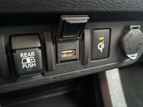 Used 2023 Toyota Tacoma TRD Sport w/ Black Out Package (TMS) image 19