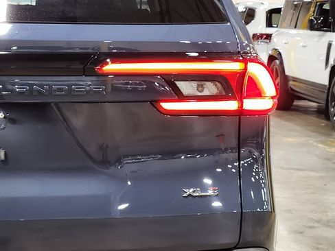 Used 2024 Toyota Grand Highlander FWD image 22