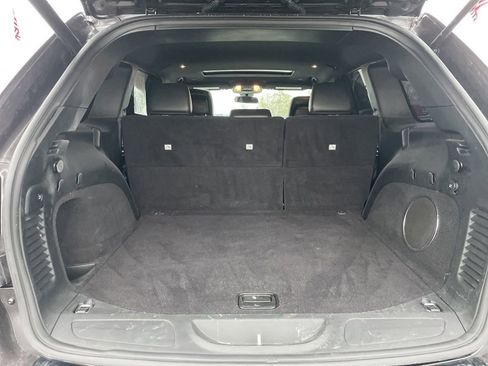 Used 2021 Jeep Grand Cherokee Laredo X image 30