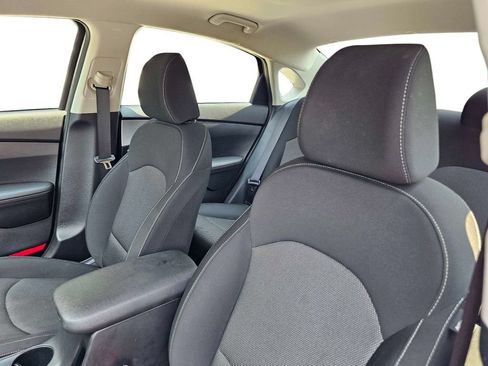 Certified 2024 Kia Forte LXS FWD image 18