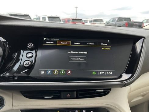 Used 2022 Buick Envision Avenir w/ Technology Package II image 40