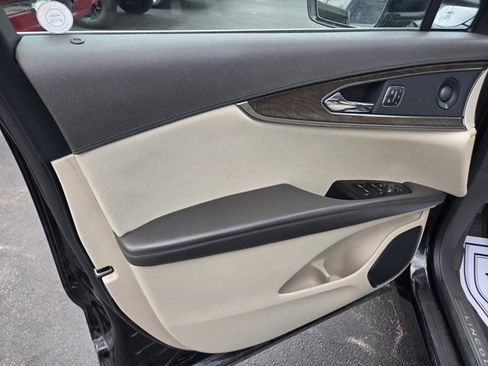 Used 2020 Lincoln Nautilus Reserve AWD/4WD image 40
