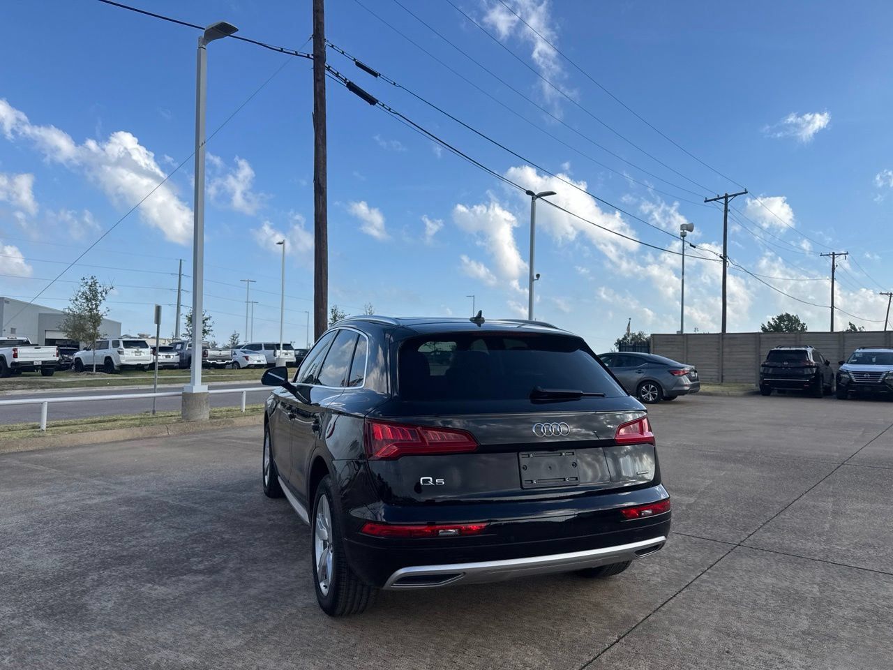 Used 2019 Audi Q5 2.0T Premium Plus AWD/4WD image 21