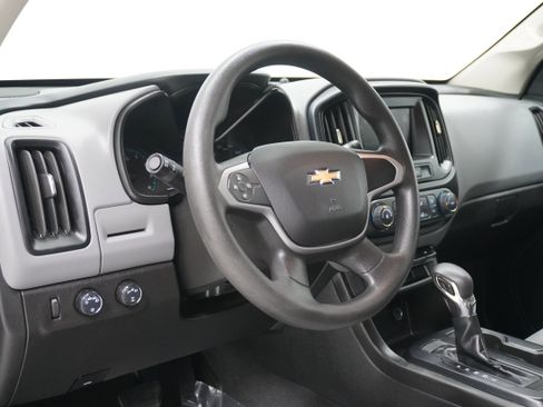 Used 2022 Chevrolet Colorado W/T w/ WT Convenience Package image 9